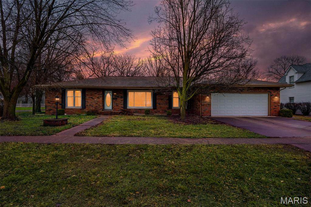 426 Franklin Street - Photo 1