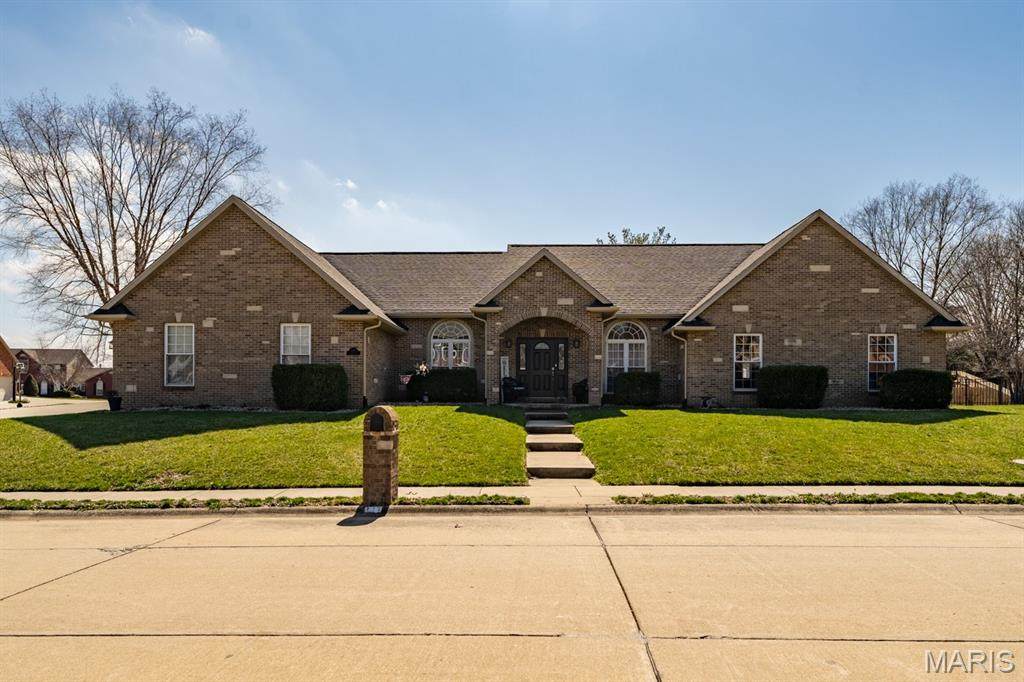 117 Callaway Court - Photo 1