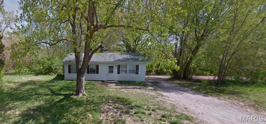 138 Amelia Drive - Photo 1