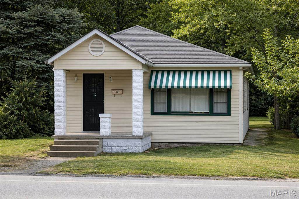 2708 Missouri Avenue - Photo 1