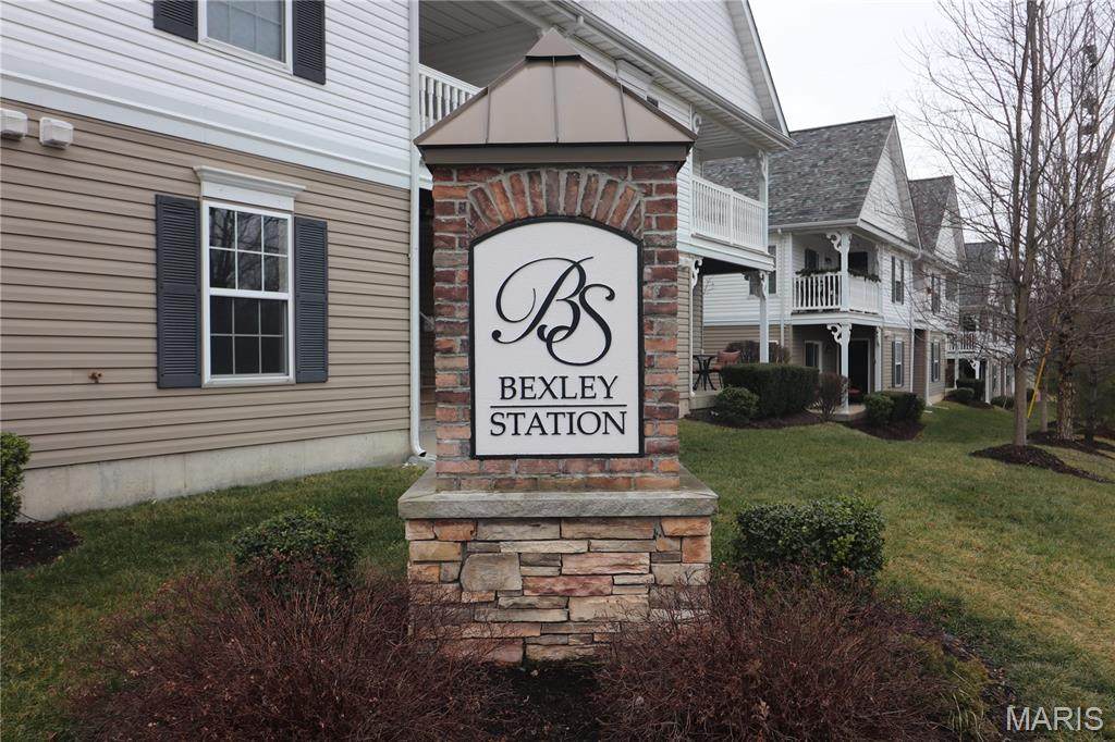 9740 Bexley Station Drive - Photo 1