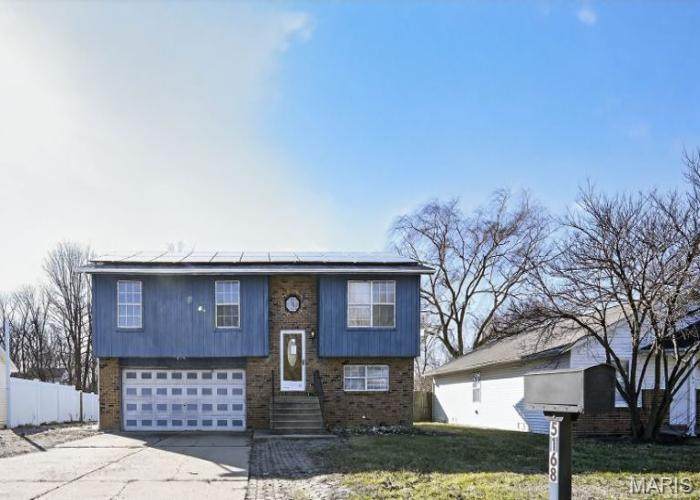 5168 Stephanie Drive - Photo 1