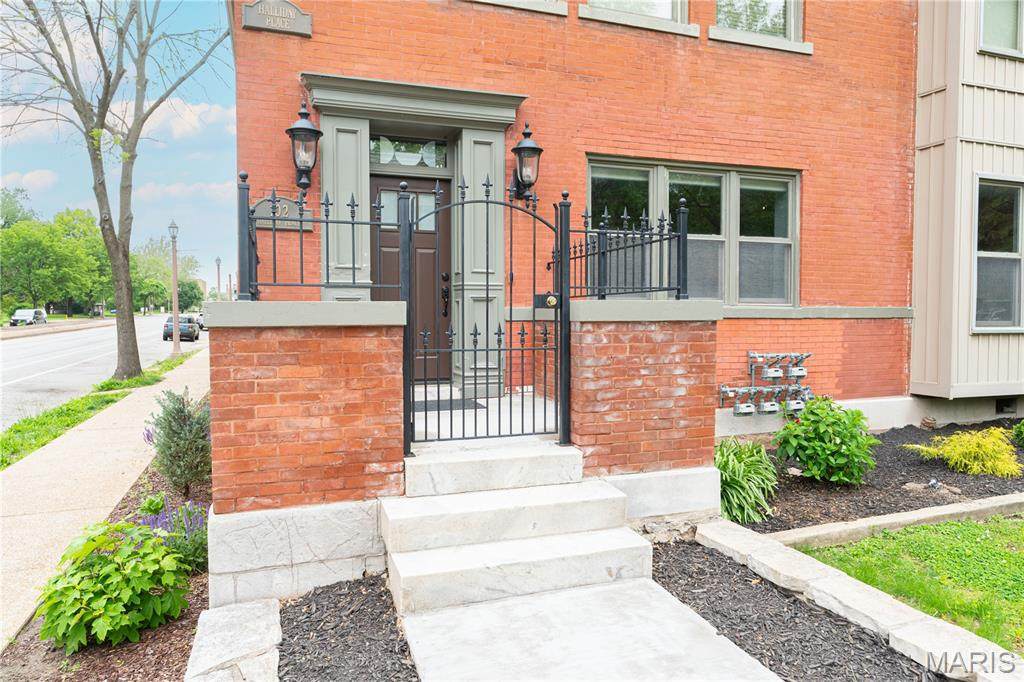 3559 Halliday Avenue - Photo 1