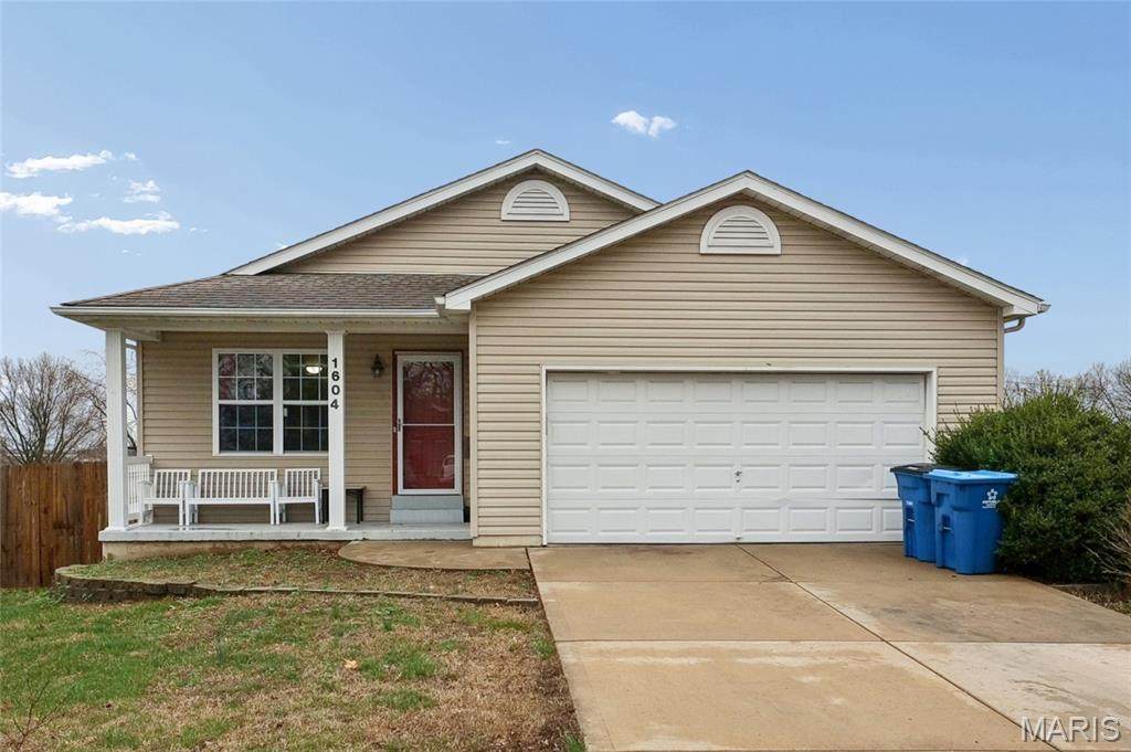 1604 Ville Gloria Lane - Photo 1