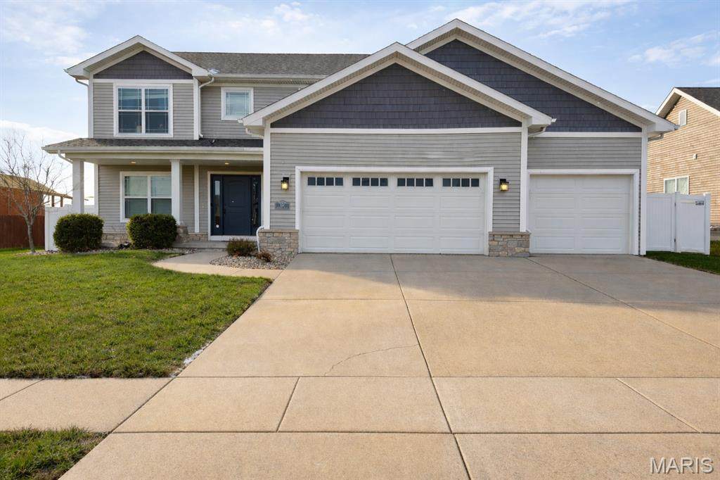 956 Carnegie Knolls Drive - Photo 1