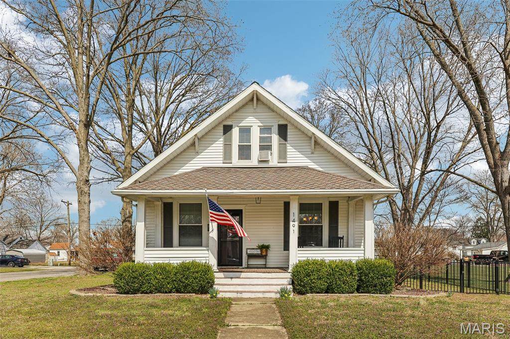 1491 Clinton Street - Photo 1
