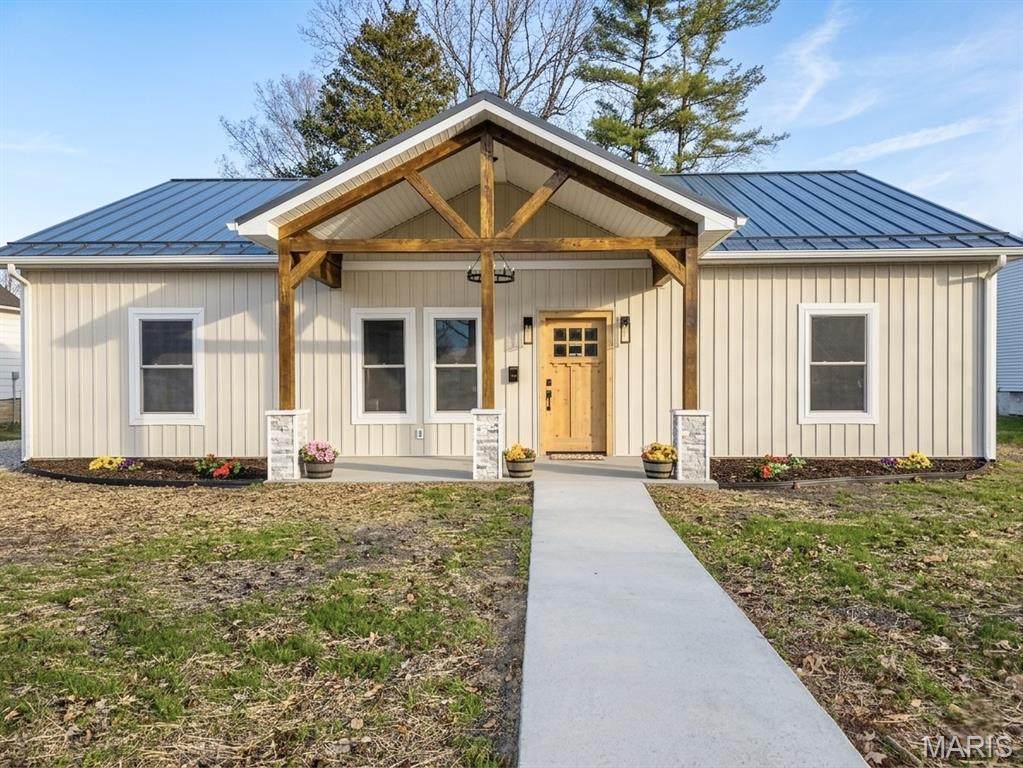 1517 State Street - Photo 1