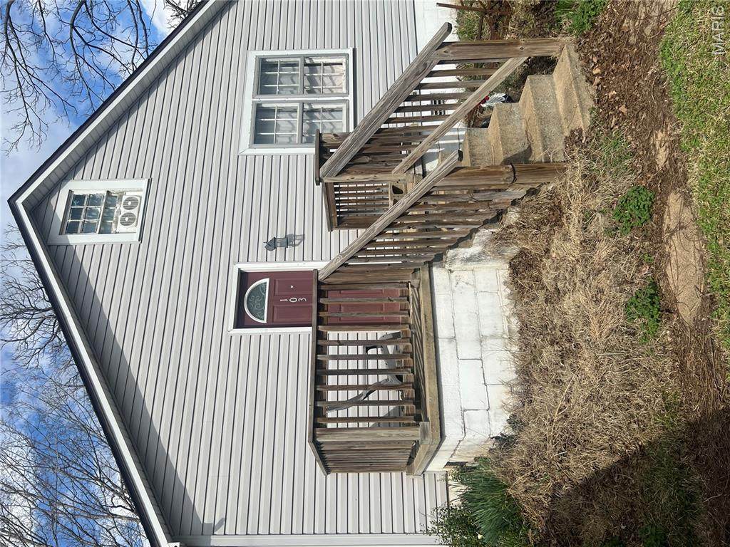 103 Brooks Street - Photo 1