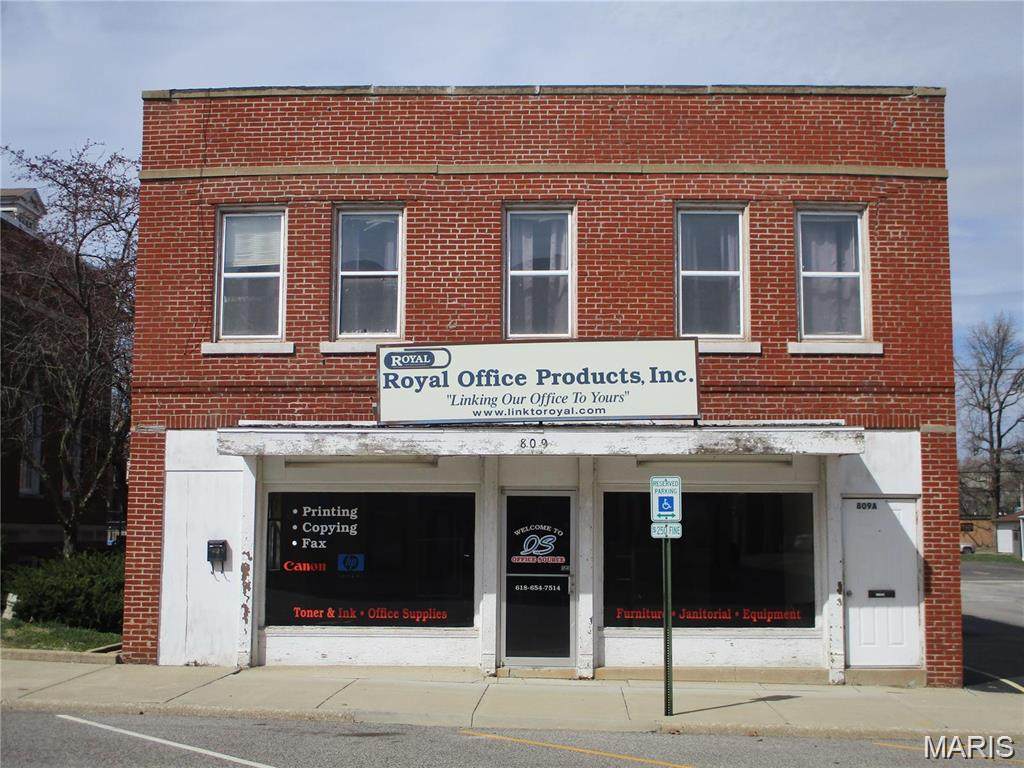 809 Main Street - Photo 1