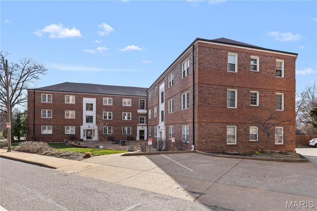 923 Hanley Road - Photo 1