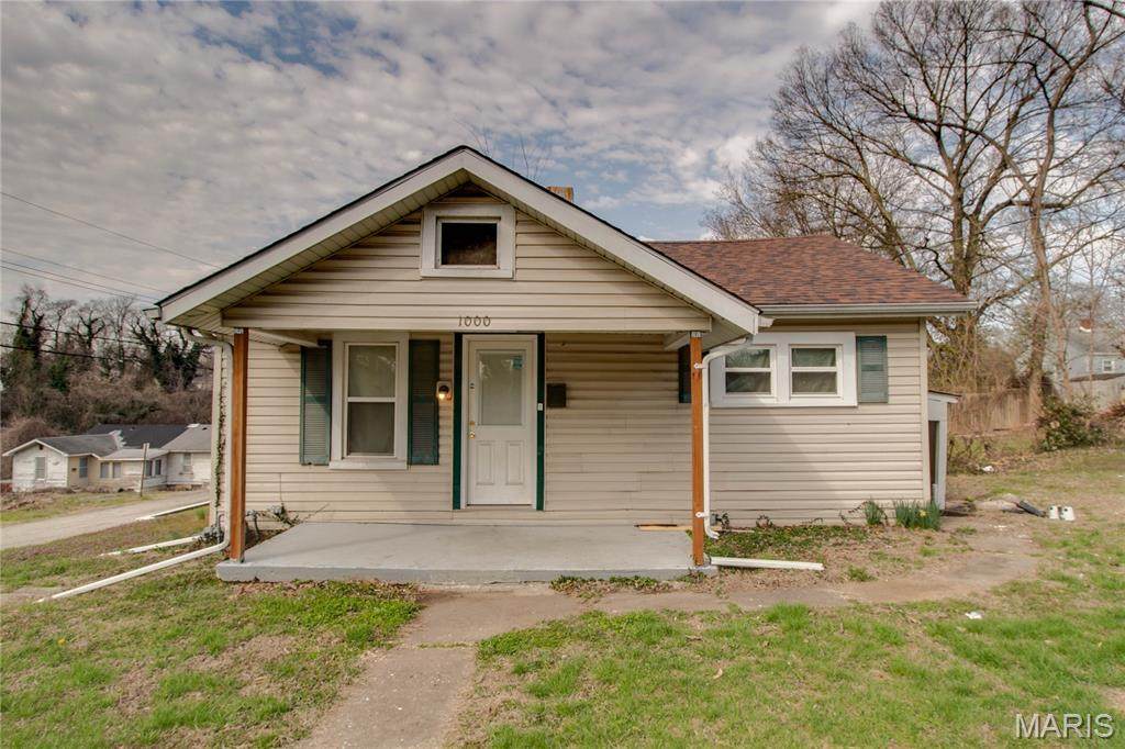 1000 Willard Avenue - Photo 1