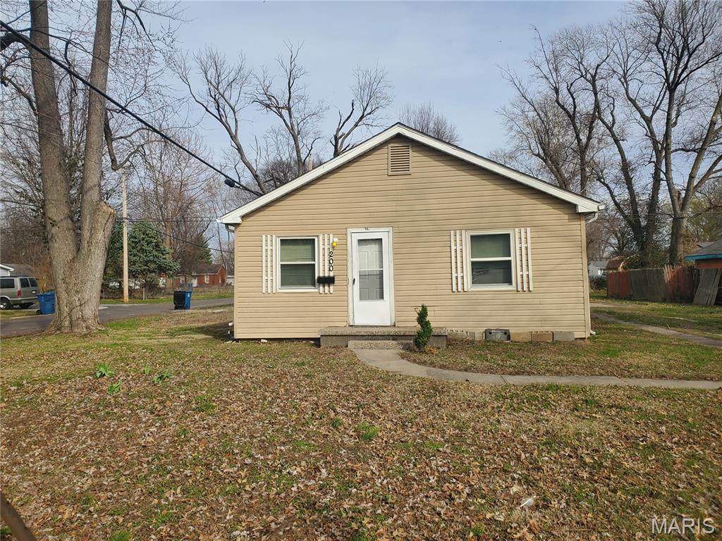 200 Indiana Avenue - Photo 1