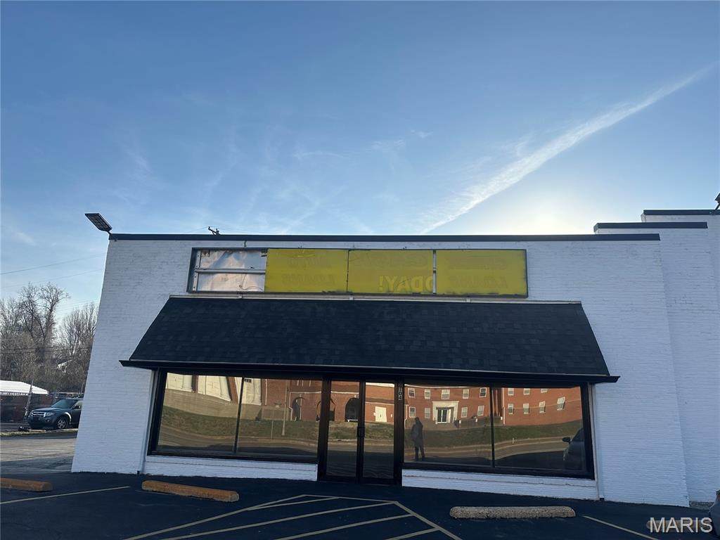 102 Truman Boulevard - Photo 1