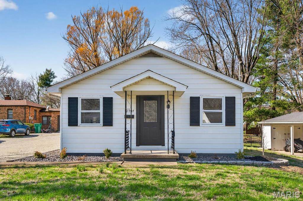 2707 Main Street - Photo 1