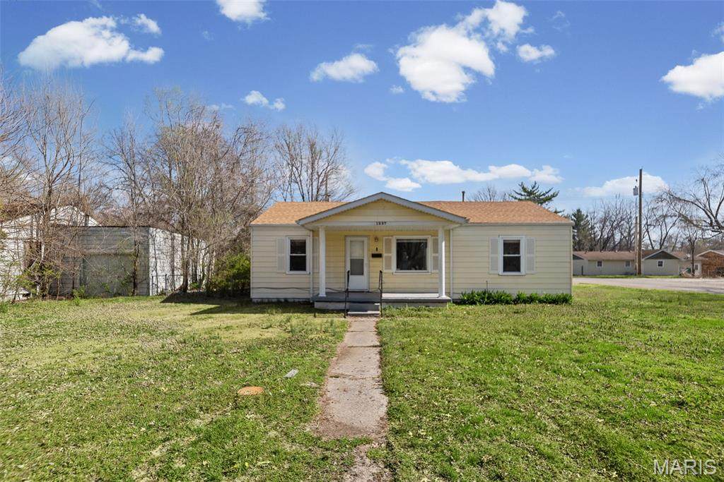 1227 Williams Street - Photo 1