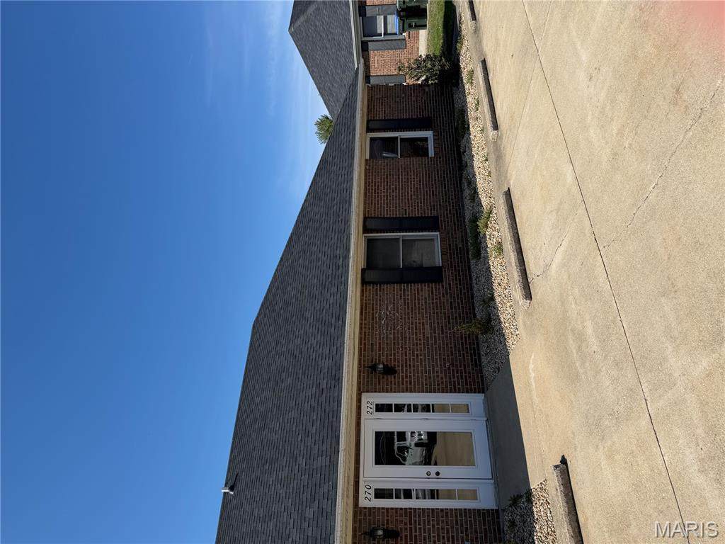 272 Southwoods Drive - Photo 1