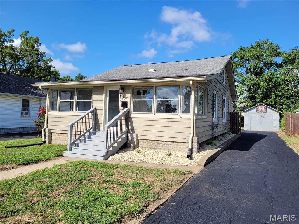 202 Wisconsin Avenue - Photo 1
