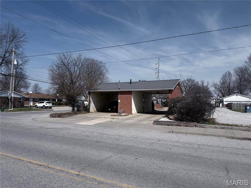 129 Main Street - Photo 1