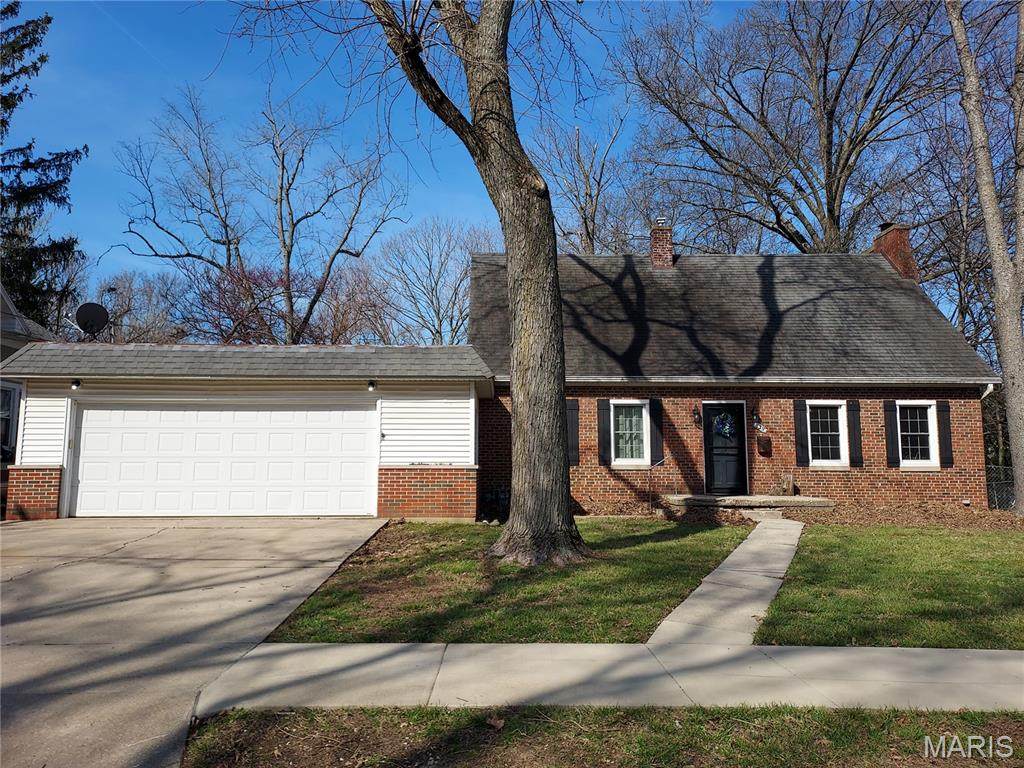 839 Elm Street - Photo 1