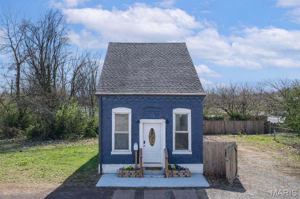 22 15th Street - Photo 1
