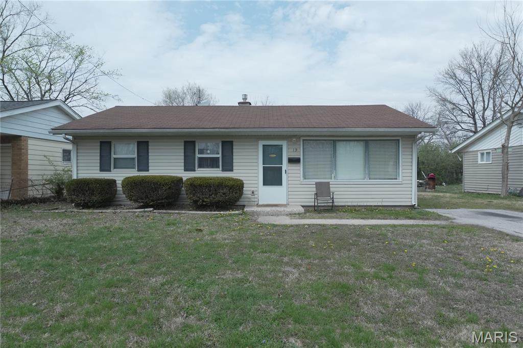19 Leonard Drive - Photo 1