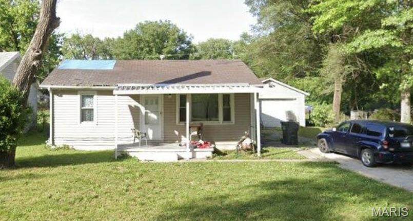 1617 Mullens Avenue - Photo 1