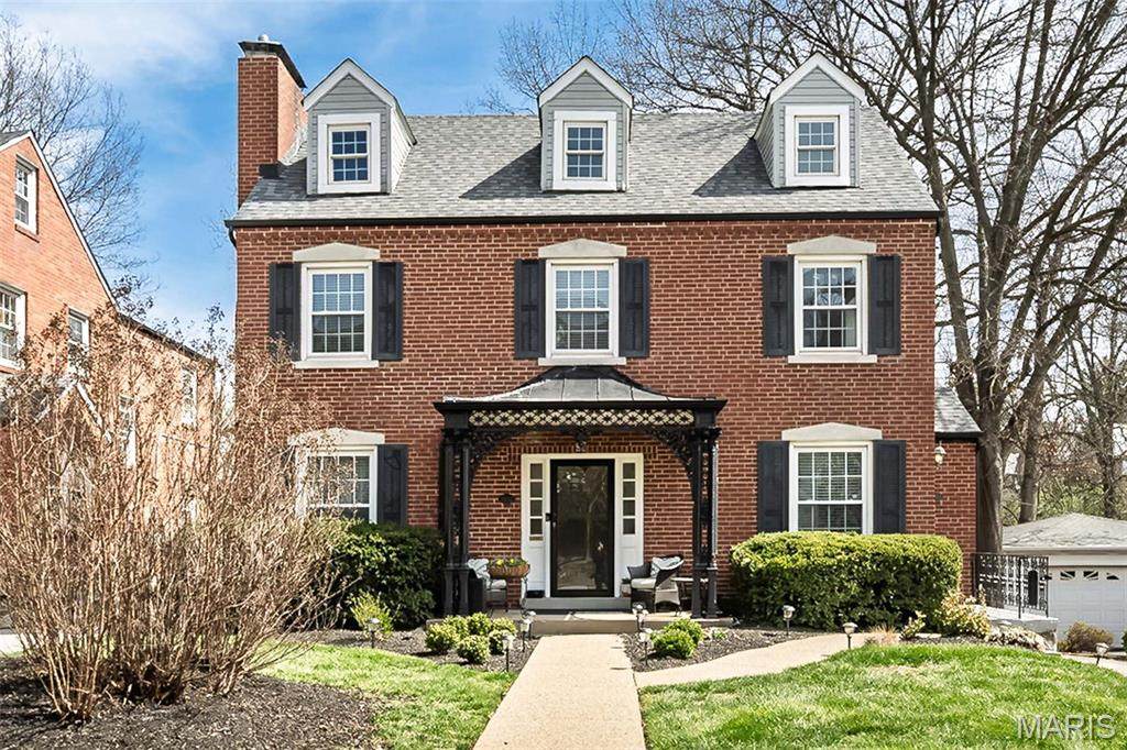 1034 Linden Avenue - Photo 1