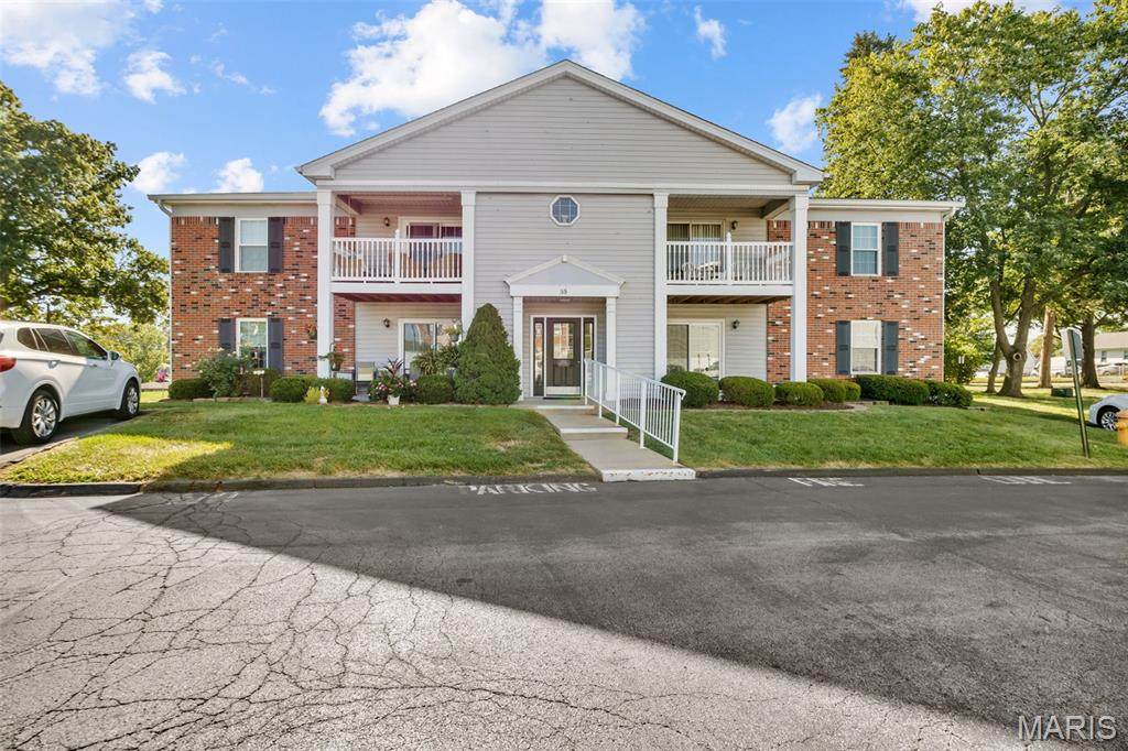 35 Berview Circle - Photo 1