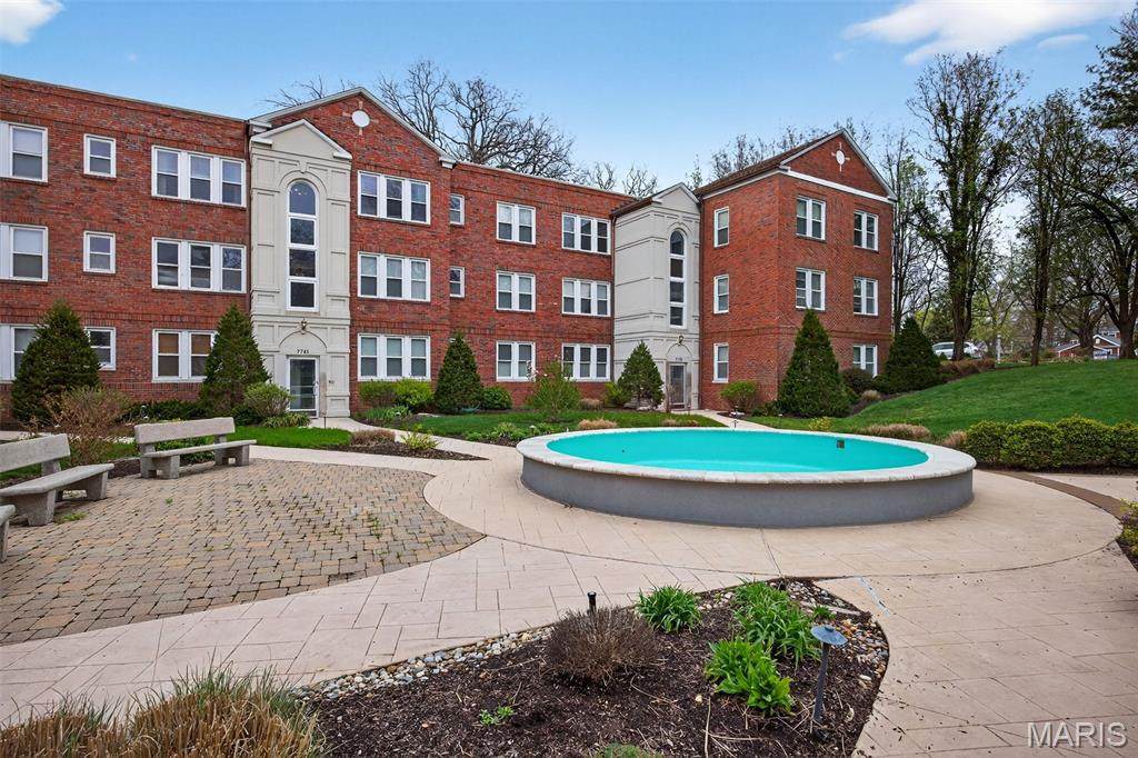 7745 Kingsbury Boulevard - Photo 1