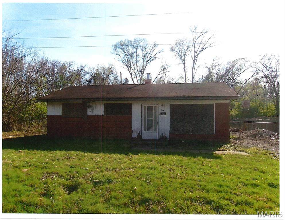 165 and 167 Amelia Drive - Photo 1