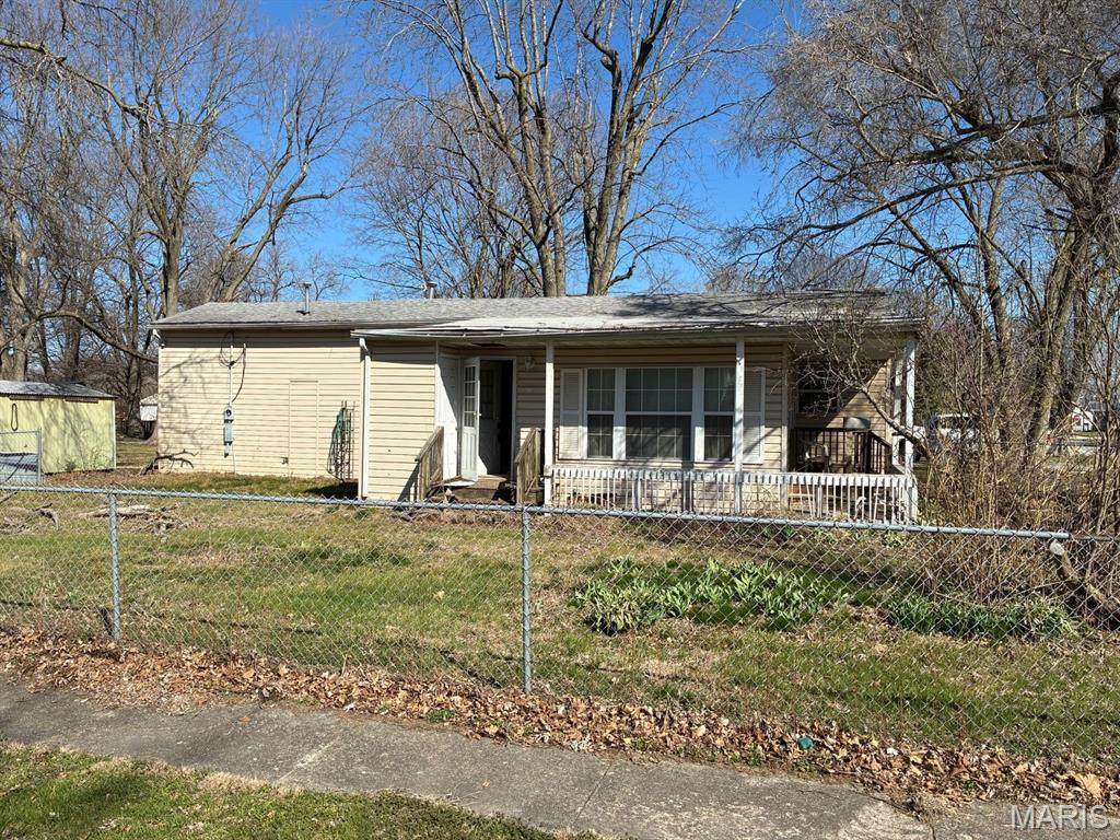 218 Jefferson Street - Photo 1