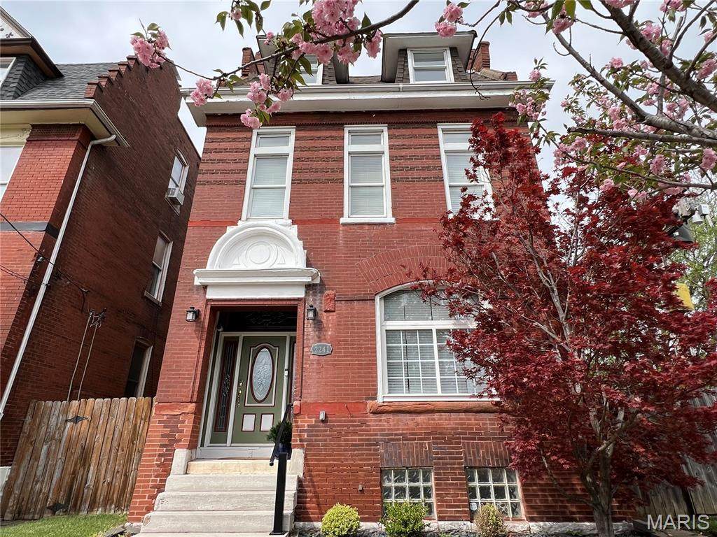 2241 Shenandoah Avenue - Photo 1