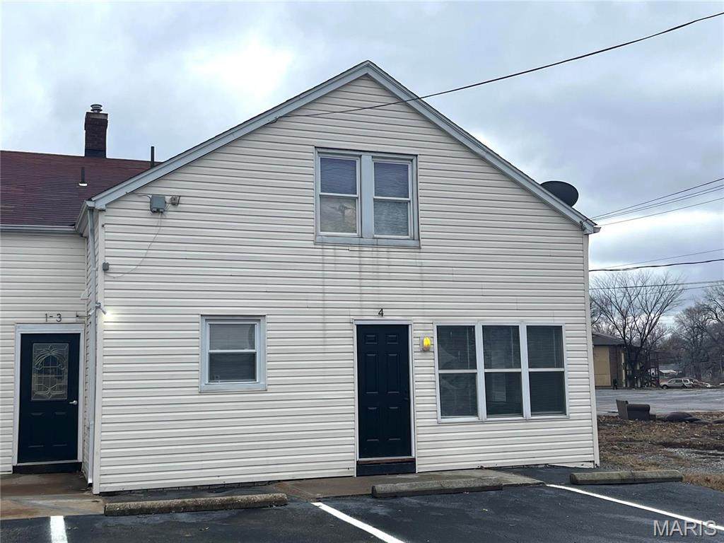 4516 Main Street - Photo 1