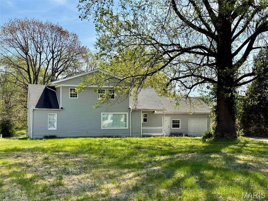 4 Monticello Place - Photo 1
