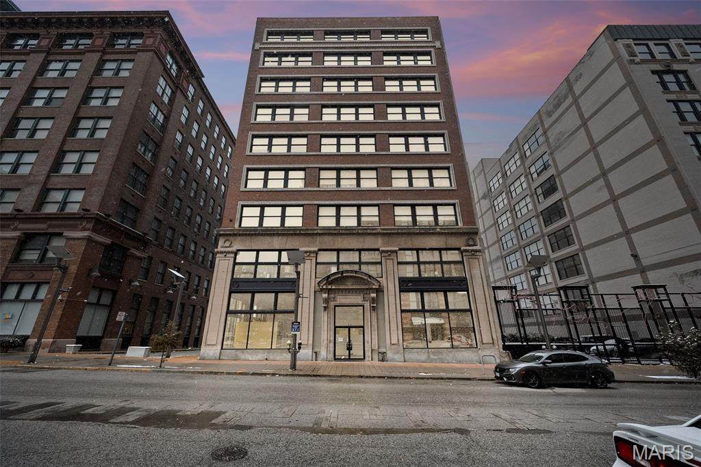 1619 Washington Avenue - Photo 1