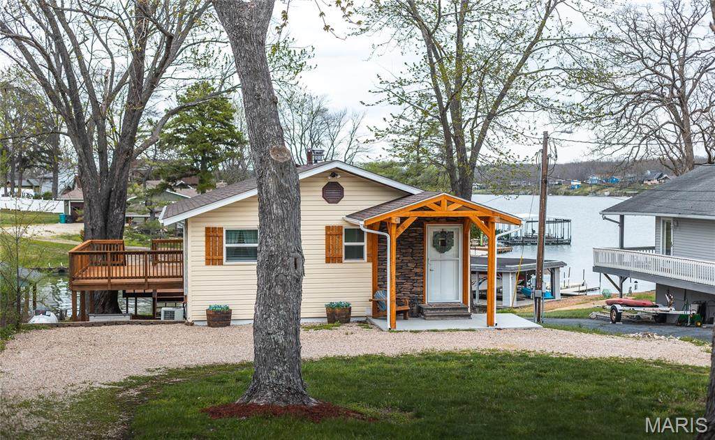 1642 Lakeshore Drive - Photo 1