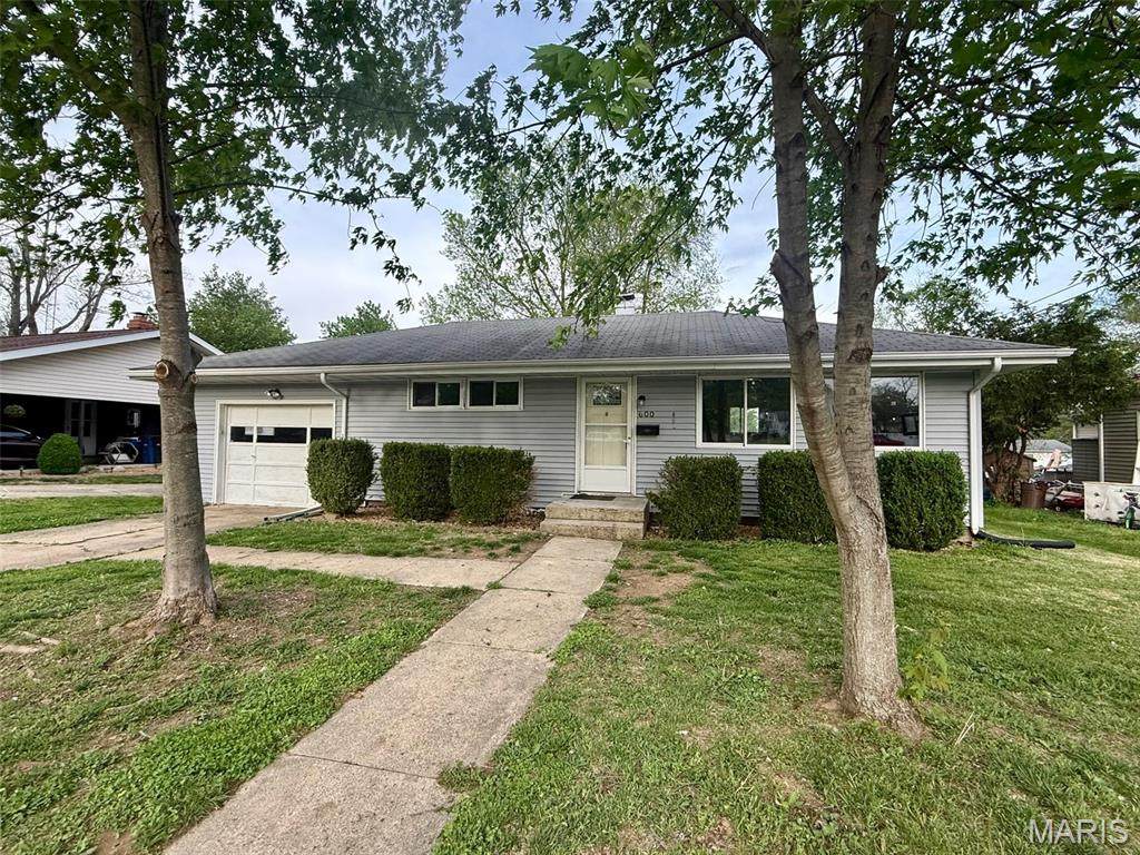 600 Killarney Drive - Photo 1