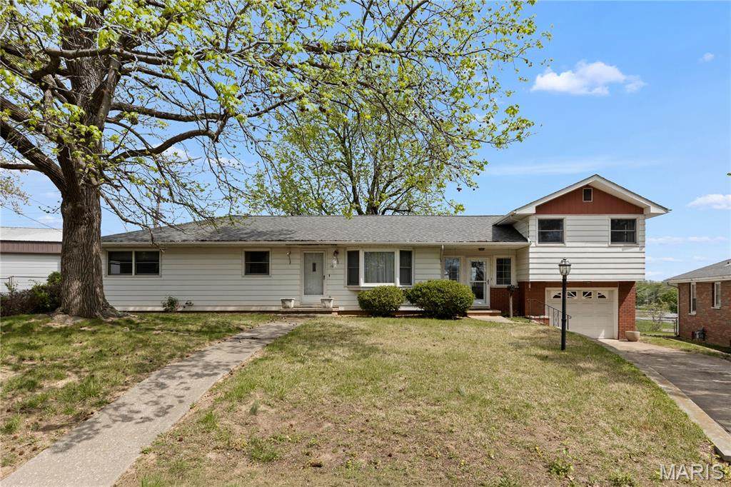 15 Holly Hill Drive - Photo 1