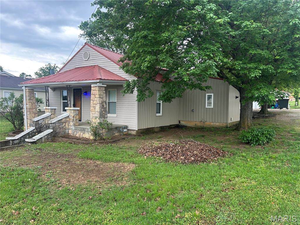 26 Woodlawn Drive - Photo 1
