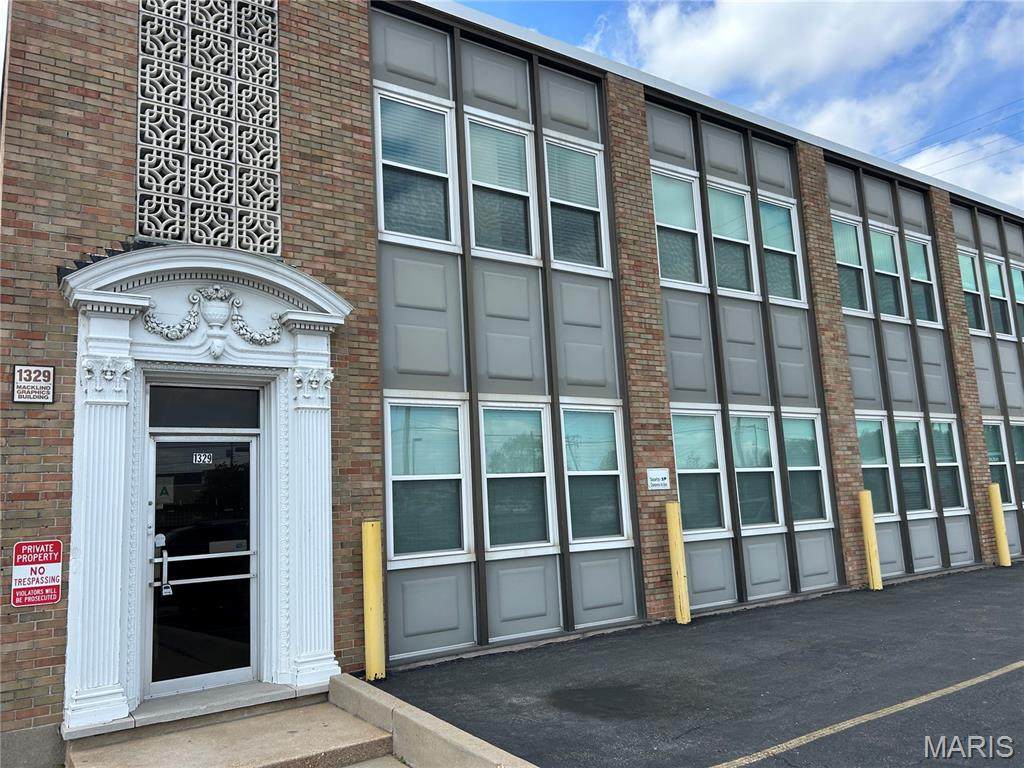 1327 Macklind Avenue - Photo 1