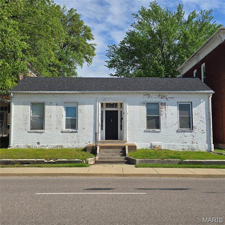 421 A Street - Photo 1