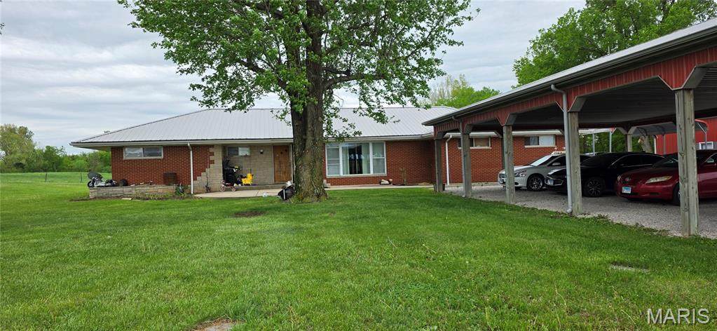 1432 Pine Street - Photo 1