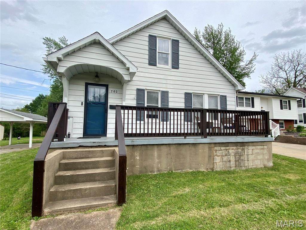 702 Farmington Road - Photo 1