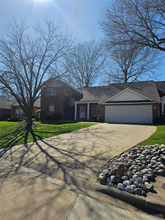 128 Knollwood - Photo 1