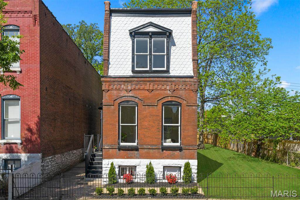 3431 Indiana Avenue - Photo 1