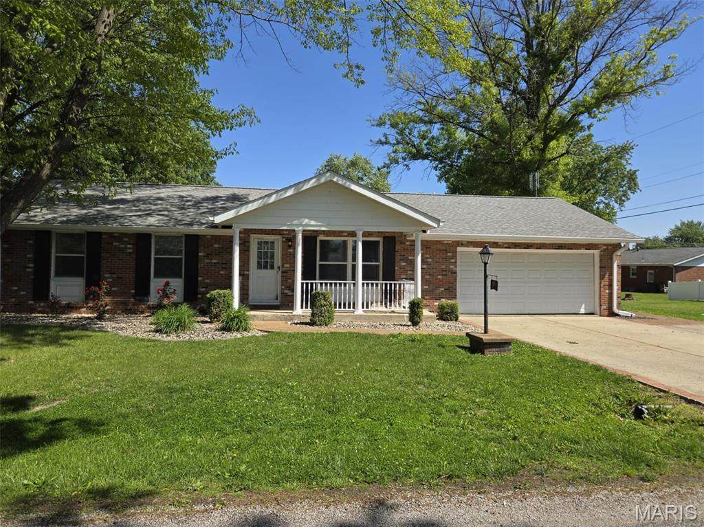 301 Redwood Drive - Photo 1