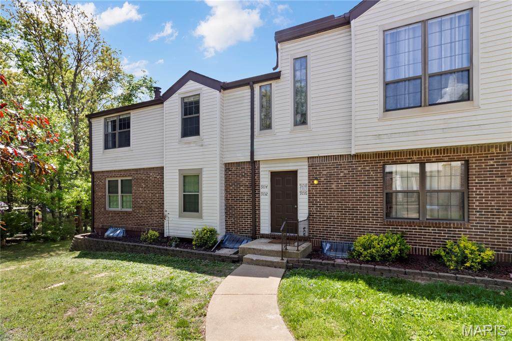 9714 Raintree Village Drive - Photo 1