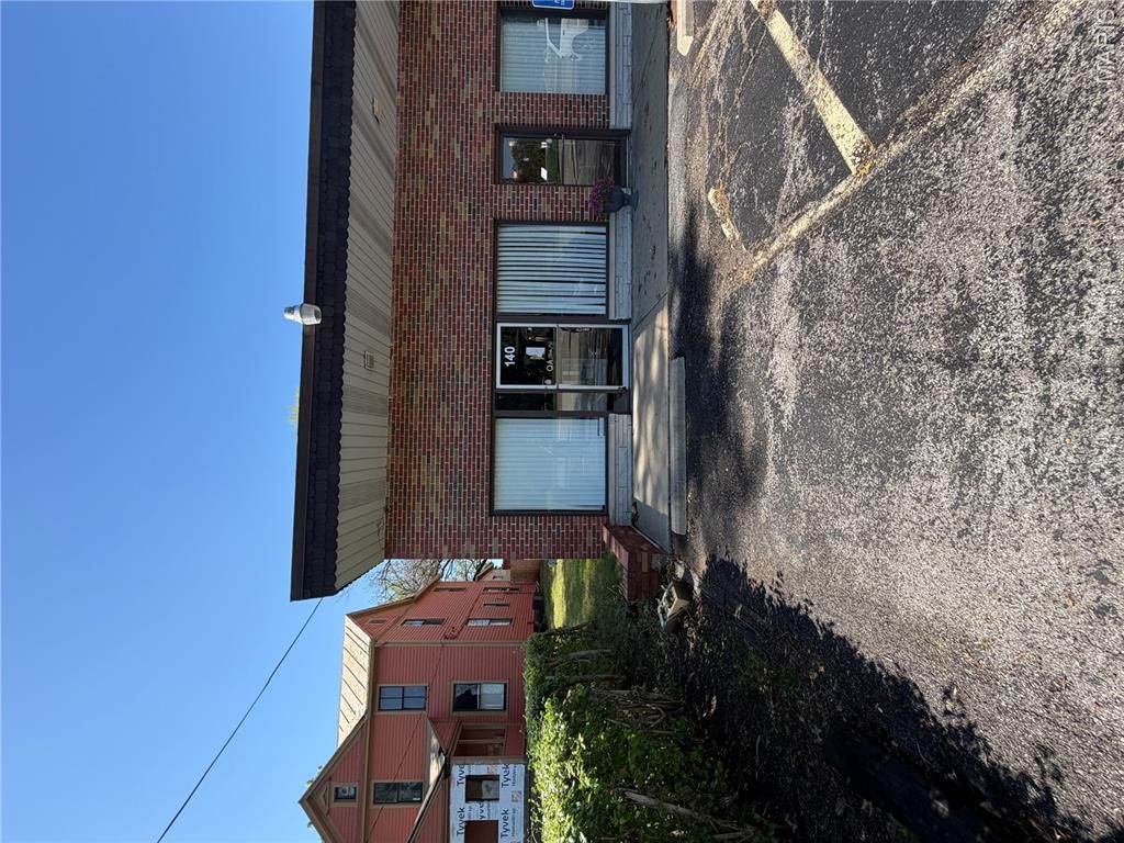140 Washington Street - Photo 1