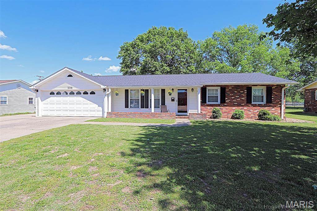 306 Wheeler Drive - Photo 1