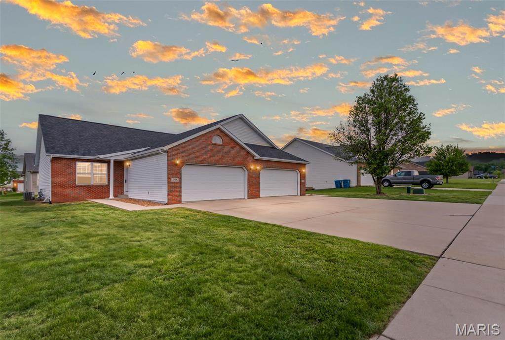 150 Field Crossing Drive - Photo 1